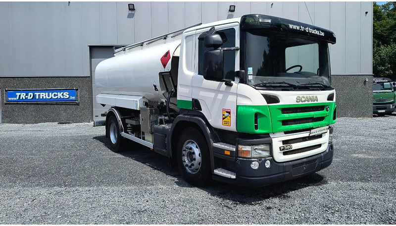 Scania P340 MAGYAR TANK - 14000L -RETARDER-SPRINGSUSPENSION - Autocisterna: foto 3 Scania P340 MAGYAR TANK - 14000L -RETARDER-SPRINGSUSPENSION - Autocisterna: foto 3