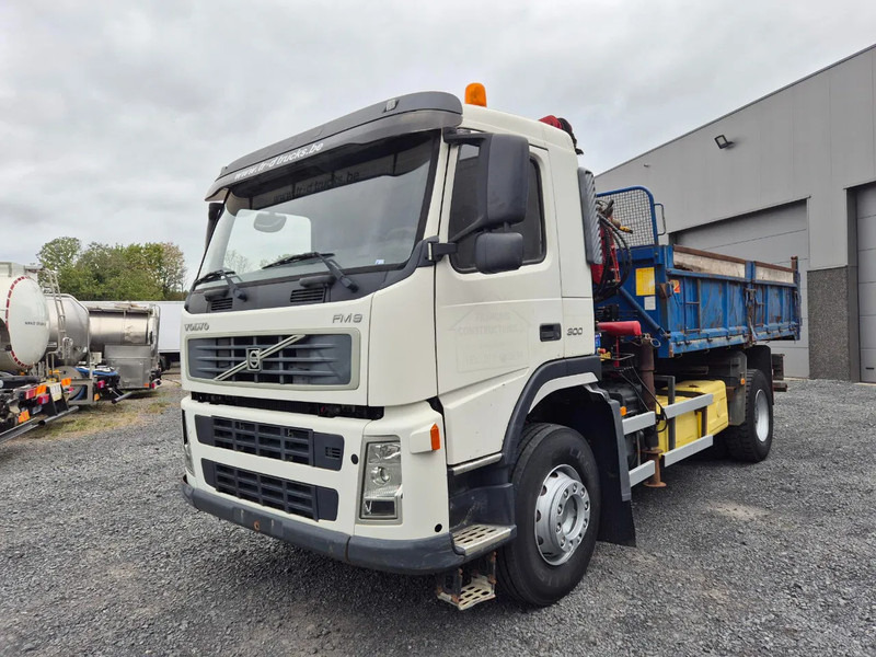 Volvo FM 9.300 TIPPER - HMF 1060K3 CRANE - Kravas automašīna pašizgāzējs, Kravas auto ar manipulatoru: foto 1 Volvo FM 9.300 TIPPER - HMF 1060K3 CRANE - Kravas automašīna pašizgāzējs, Kravas auto ar manipulatoru: foto 1