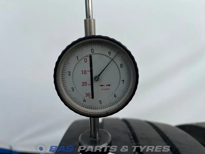 Bridgestone Bridgestone 205/75R17.5 Duravis R-Steer002 124/122 M M+S 3PMSF gebruikte set - Riepa - Kravas automašīna: foto 3 Bridgestone Bridgestone 205/75R17.5 Duravis R-Steer002 124/122 M M+S 3PMSF gebruikte set - Riepa - Kravas automašīna: foto 3