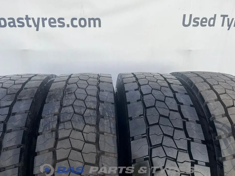 Bridgestone Bridgestone 315/70R22.5 DURAVIS R-DRIVE002 154/150 M+S 3PMSF gebruikte set - Riepa - Kravas automašīna: foto 2 Bridgestone Bridgestone 315/70R22.5 DURAVIS R-DRIVE002 154/150 M+S 3PMSF gebruikte set - Riepa - Kravas automašīna: foto 2