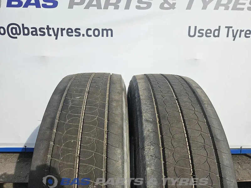 Bridgestone Bridgestone 315/70R22.5 H-STEER002 ECOPIA 156/154 M M+S 3PMSF gebruikte set - Riepa - Kravas automašīna: foto 2 Bridgestone Bridgestone 315/70R22.5 H-STEER002 ECOPIA 156/154 M M+S 3PMSF gebruikte set - Riepa - Kravas automašīna: foto 2
