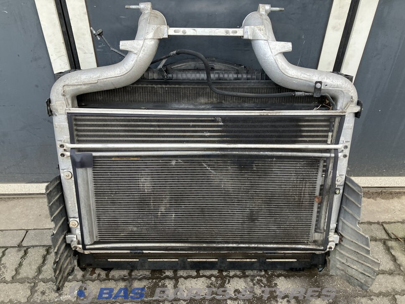 DAF CF Euro 6 Koelerpakket DAF MX13 340 H1 1940147 - Radiators - Kravas automašīna: foto 2 DAF CF Euro 6 Koelerpakket DAF MX13 340 H1 1940147 - Radiators - Kravas automašīna: foto 2