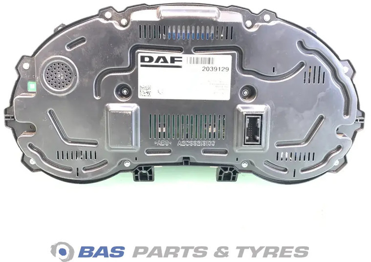 DAF CF Euro 6 - Mērinstrumentu panelis - Kravas automašīna: foto 2 DAF CF Euro 6 - Mērinstrumentu panelis - Kravas automašīna: foto 2