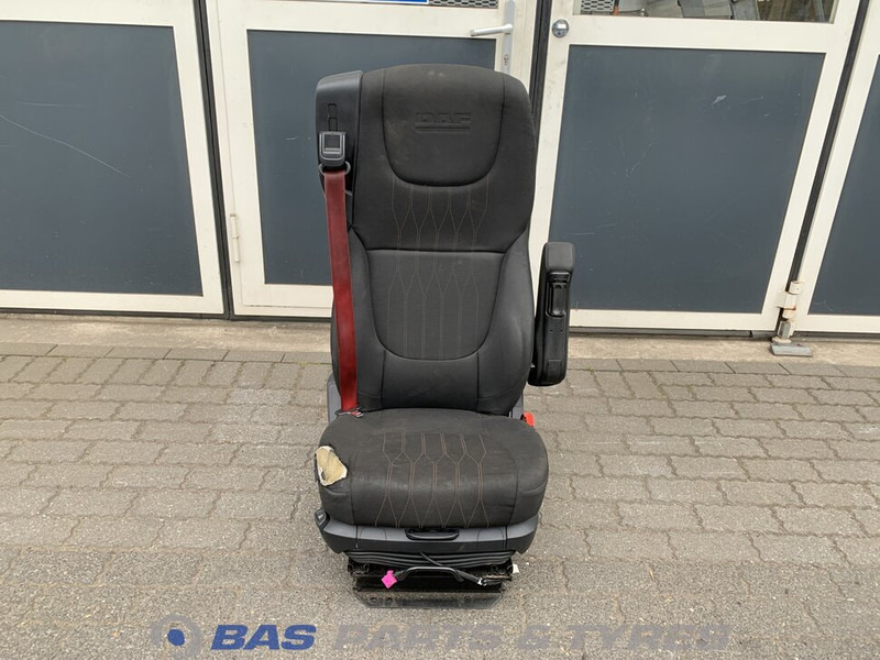 DAF CF Euro 6 - Sēdeklis - Kravas automašīna: foto 1 DAF CF Euro 6 - Sēdeklis - Kravas automašīna: foto 1