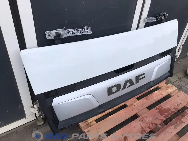 DAF CF Euro 6 - Radiatora reste - Kravas automašīna: foto 3 DAF CF Euro 6 - Radiatora reste - Kravas automašīna: foto 3