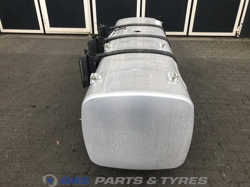 DAF - Degvielas tvertne - Kravas automašīna: foto 2 DAF - Degvielas tvertne - Kravas automašīna: foto 2