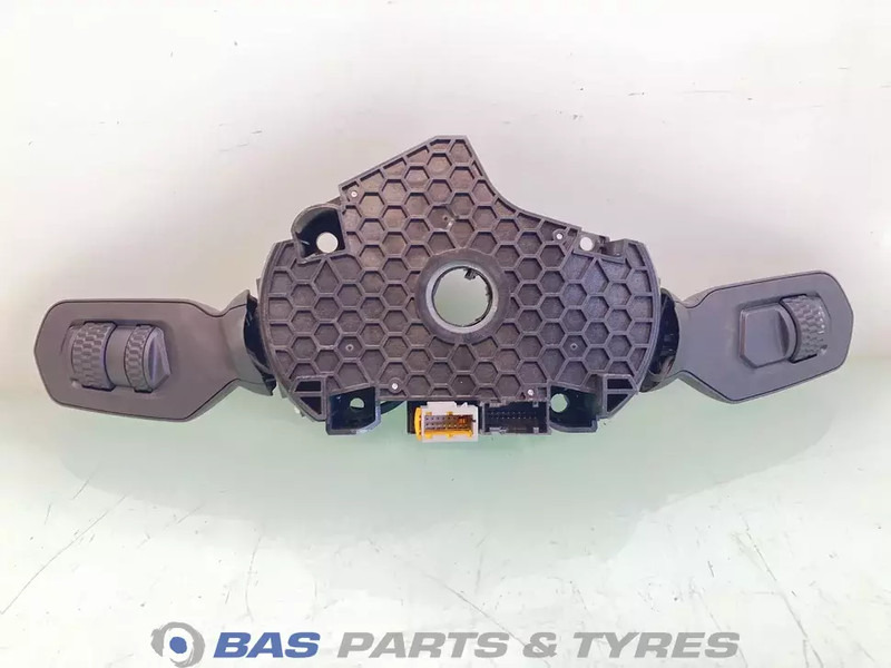 DAF - Mērinstrumentu panelis - Kravas automašīna: foto 2 DAF - Mērinstrumentu panelis - Kravas automašīna: foto 2