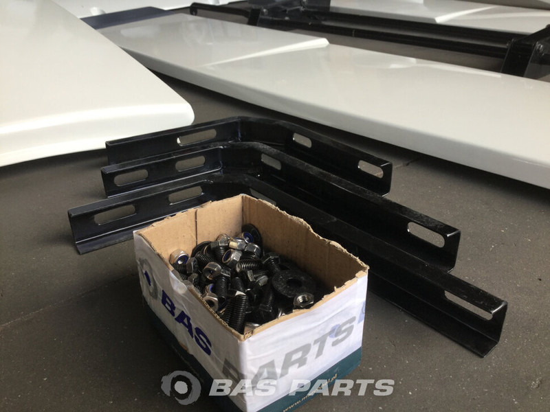 DAF XF105 - Aerodinamika/ Spoileris - Kravas automašīna: foto 2 DAF XF105 - Aerodinamika/ Spoileris - Kravas automašīna: foto 2