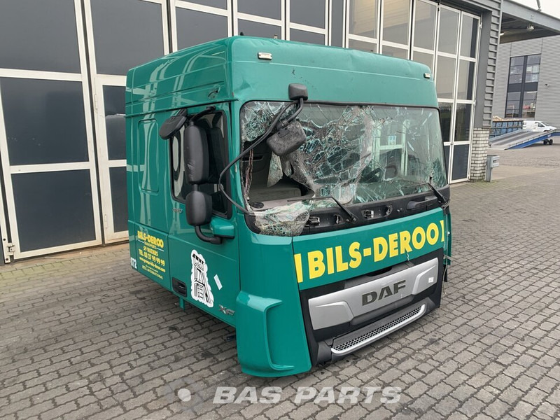 DAF XF106 - Kabīne un interjers - Kravas automašīna: foto 2 DAF XF106 - Kabīne un interjers - Kravas automašīna: foto 2