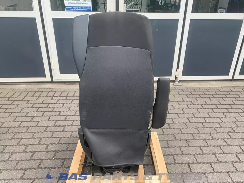 DAF XF106 - Sēdeklis - Kravas automašīna: foto 3 DAF XF106 - Sēdeklis - Kravas automašīna: foto 3