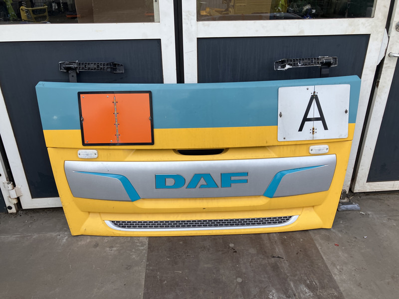 DAF XF106 - Radiatora reste - Kravas automašīna: foto 2 DAF XF106 - Radiatora reste - Kravas automašīna: foto 2