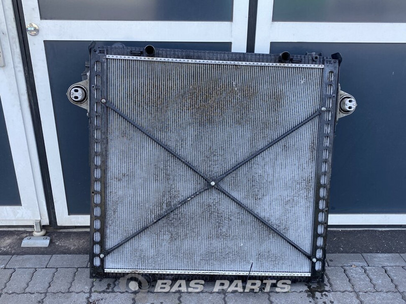 DAF XF106 Radiator DAF 1909449 - Radiators - Kravas automašīna: foto 1 DAF XF106 Radiator DAF 1909449 - Radiators - Kravas automašīna: foto 1