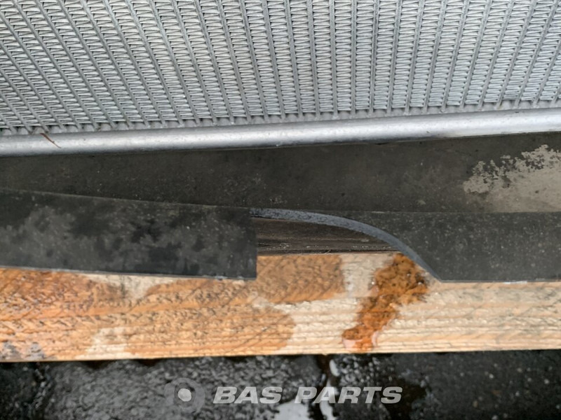 Mercedes-Benz Actros MP4 - Radiators - Kravas automašīna: foto 3 Mercedes-Benz Actros MP4 - Radiators - Kravas automašīna: foto 3