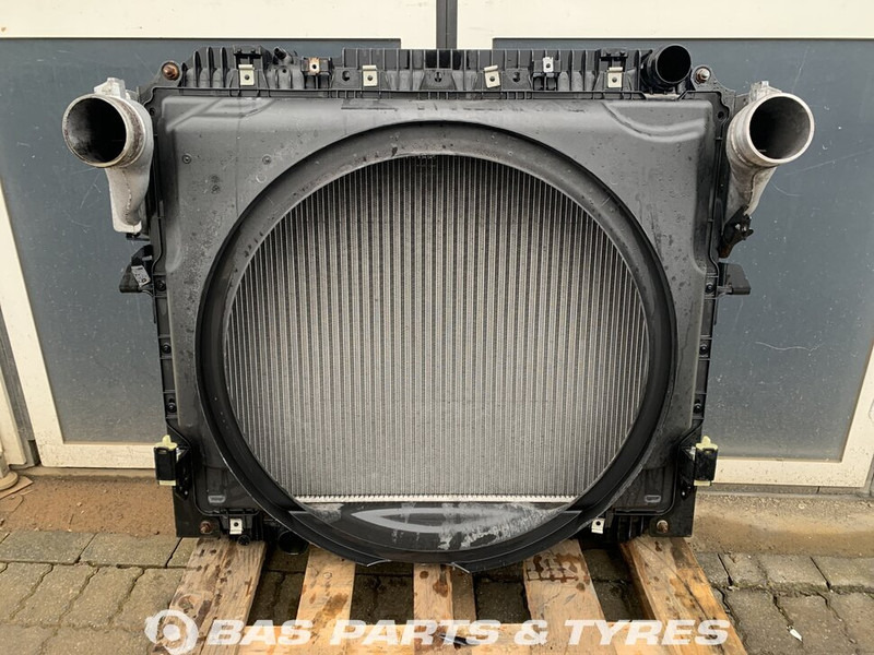 Mercedes-Benz Actros MP4 - Radiators - Kravas automašīna: foto 1 Mercedes-Benz Actros MP4 - Radiators - Kravas automašīna: foto 1