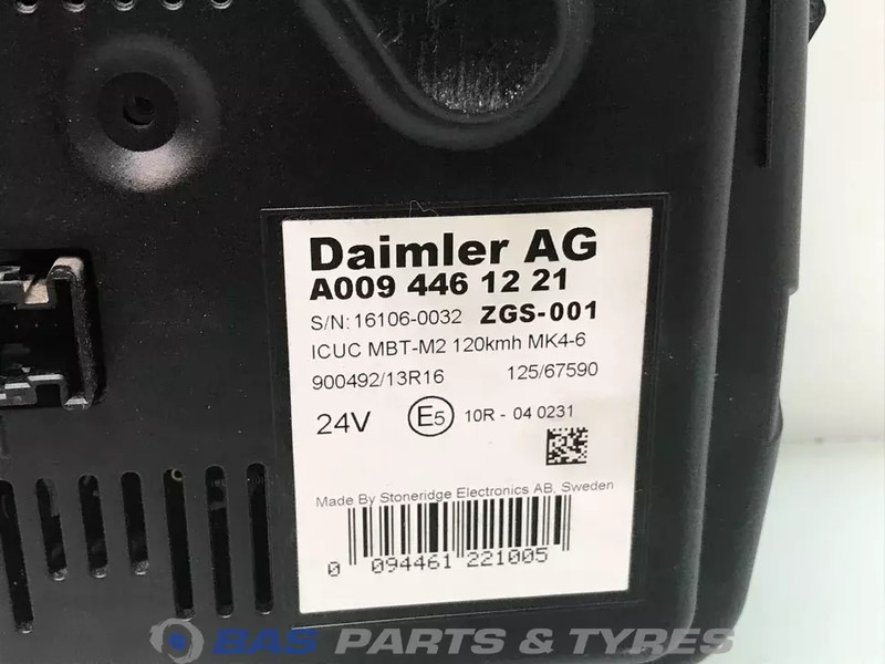 Mercedes-Benz Actros MP4 - Mērinstrumentu panelis - Kravas automašīna: foto 3 Mercedes-Benz Actros MP4 - Mērinstrumentu panelis - Kravas automašīna: foto 3