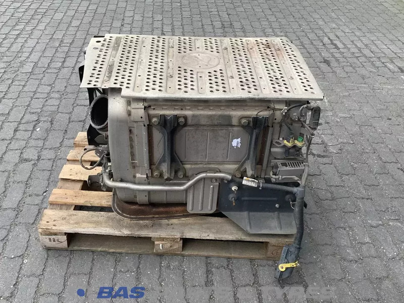 Mercedes-Benz Actros MP4 - Izplūdes sistēma - Kravas automašīna: foto 3 Mercedes-Benz Actros MP4 - Izplūdes sistēma - Kravas automašīna: foto 3
