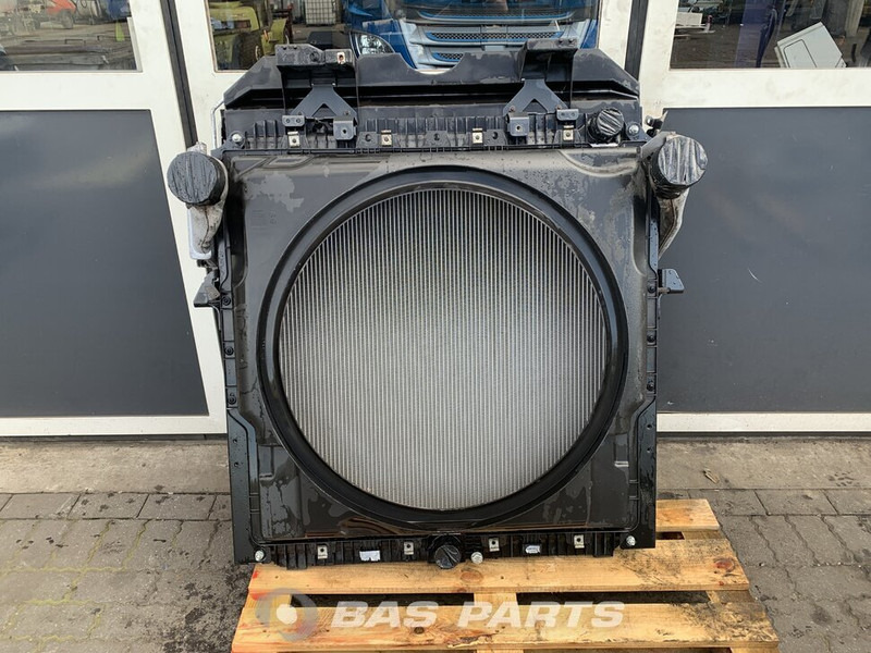 Mercedes-Benz Actros MP4 - Radiators - Kravas automašīna: foto 1 Mercedes-Benz Actros MP4 - Radiators - Kravas automašīna: foto 1