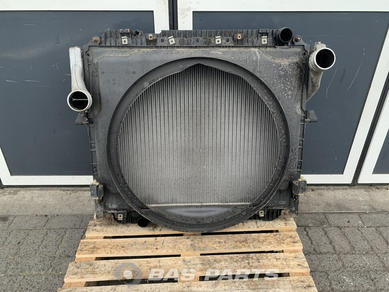 Mercedes-Benz Actros MP4 - Radiators - Kravas automašīna: foto 2 Mercedes-Benz Actros MP4 - Radiators - Kravas automašīna: foto 2