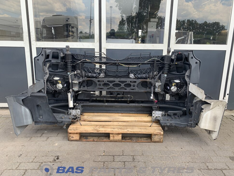 Mercedes-Benz Antos MP4 Bumper Mercedes A 960 310 23 22 - Buferis - Kravas automašīna: foto 4 Mercedes-Benz Antos MP4 Bumper Mercedes A 960 310 23 22 - Buferis - Kravas automašīna: foto 4