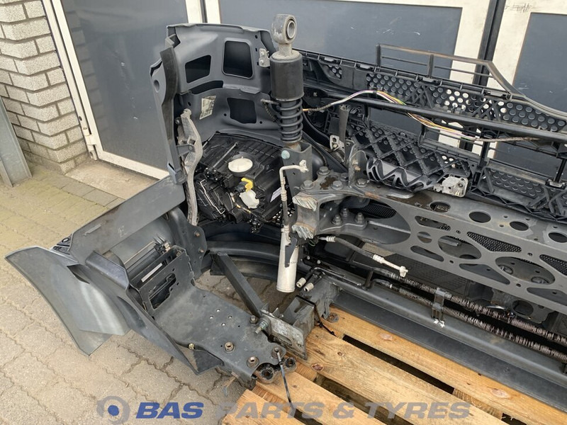 Mercedes-Benz Antos MP4 Bumper Mercedes A 960 310 23 22 - Buferis - Kravas automašīna: foto 5 Mercedes-Benz Antos MP4 Bumper Mercedes A 960 310 23 22 - Buferis - Kravas automašīna: foto 5