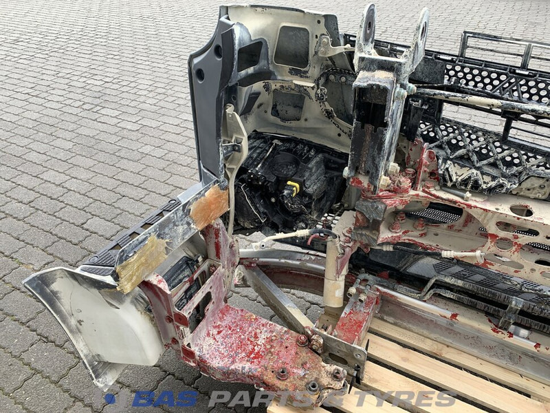 Mercedes-Benz Antos MP4 Bumper Mercedes A 960 880 90 72 - Buferis - Kravas automašīna: foto 4 Mercedes-Benz Antos MP4 Bumper Mercedes A 960 880 90 72 - Buferis - Kravas automašīna: foto 4