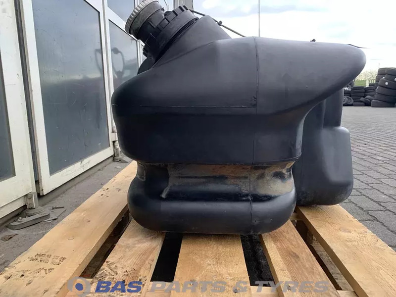 Mercedes-Benz Brandstoftank Mercedes 120 Liter A 967 471 04 01 - Degvielas tvertne - Kravas automašīna: foto 4 Mercedes-Benz Brandstoftank Mercedes 120 Liter A 967 471 04 01 - Degvielas tvertne - Kravas automašīna: foto 4