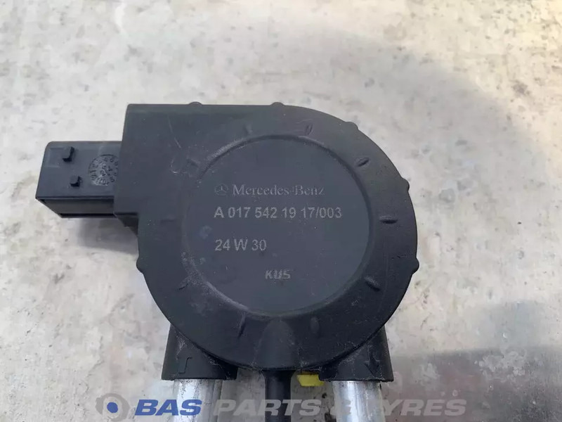 Mercedes-Benz Brandstoftank Mercedes 290 Liter A 009 542 81 18 - Degvielas tvertne - Kravas automašīna: foto 5 Mercedes-Benz Brandstoftank Mercedes 290 Liter A 009 542 81 18 - Degvielas tvertne - Kravas automašīna: foto 5