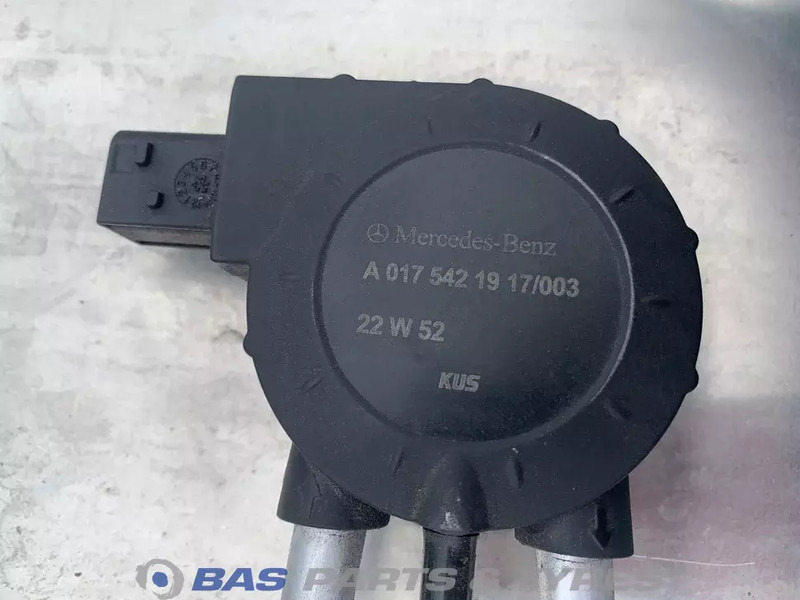 Mercedes-Benz Brandstoftank Mercedes 290 Liter A 960 470 00 04 - Degvielas tvertne - Kravas automašīna: foto 5 Mercedes-Benz Brandstoftank Mercedes 290 Liter A 960 470 00 04 - Degvielas tvertne - Kravas automašīna: foto 5