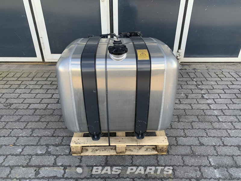 Mercedes-Benz Brandstoftank Mercedes 360 Liter A 960 470 51 04 - Degvielas tvertne - Kravas automašīna: foto 1 Mercedes-Benz Brandstoftank Mercedes 360 Liter A 960 470 51 04 - Degvielas tvertne - Kravas automašīna: foto 1