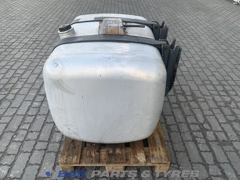 Mercedes-Benz Brandstoftank Mercedes 430 Liter A 960 475 27 03 - Degvielas tvertne - Kravas automašīna: foto 2 Mercedes-Benz Brandstoftank Mercedes 430 Liter A 960 475 27 03 - Degvielas tvertne - Kravas automašīna: foto 2