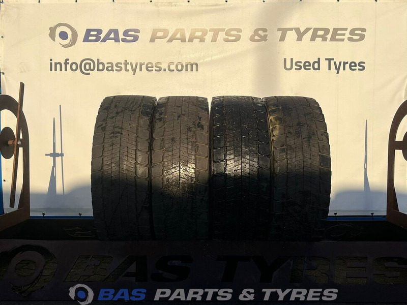 Michelin Michelin 315/60R22.5 X Line Energy D 152/148 M+S 3PMSF gebruikte set - Riepa - Kravas automašīna: foto 1 Michelin Michelin 315/60R22.5 X Line Energy D 152/148 M+S 3PMSF gebruikte set - Riepa - Kravas automašīna: foto 1