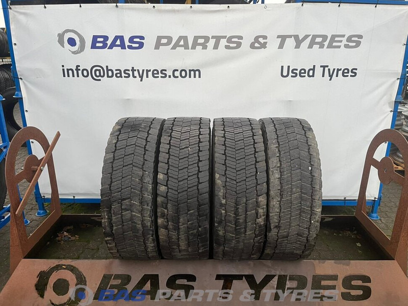 Michelin Michelin 315/70R22.5 X MULTI D 154/150 M+S 3PMSF gebruikte set - Riepa - Kravas automašīna: foto 1 Michelin Michelin 315/70R22.5 X MULTI D 154/150 M+S 3PMSF gebruikte set - Riepa - Kravas automašīna: foto 1