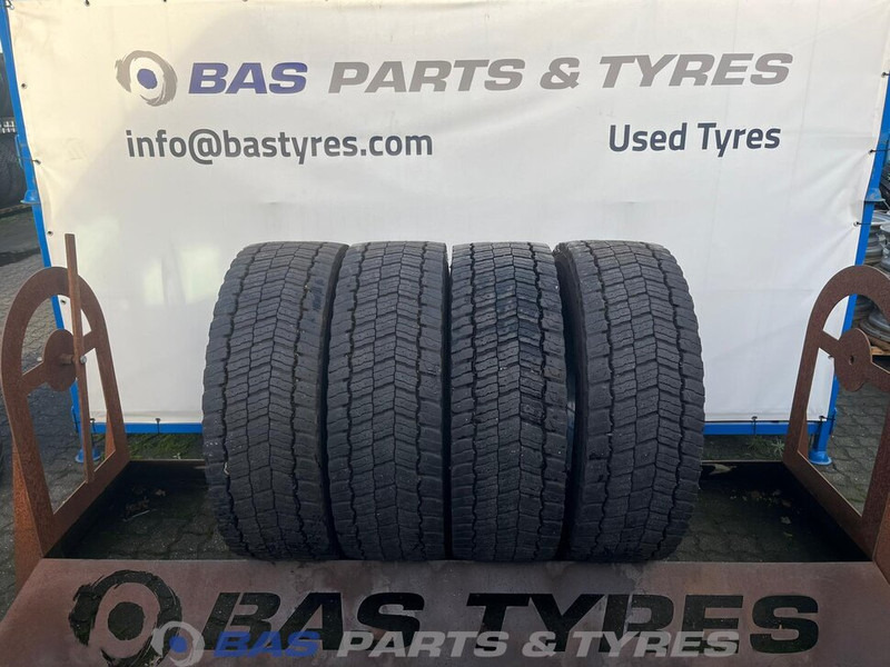 Michelin Michelin 315/70R22.5 X MULTI D 154/150 M+S 3PMSF gebruikte set - Riepa - Kravas automašīna: foto 1 Michelin Michelin 315/70R22.5 X MULTI D 154/150 M+S 3PMSF gebruikte set - Riepa - Kravas automašīna: foto 1