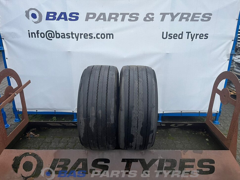 Michelin Michelin 385/55R22.5 X Multi F 160 K M+S 3PMSF gebruikte set - Riepa - Kravas automašīna: foto 1 Michelin Michelin 385/55R22.5 X Multi F 160 K M+S 3PMSF gebruikte set - Riepa - Kravas automašīna: foto 1