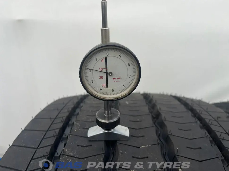 Michelin Michelin 385/55R22.5 X Multi F 160 K M+S 3PMSF gebruikte set - Riepa - Kravas automašīna: foto 3 Michelin Michelin 385/55R22.5 X Multi F 160 K M+S 3PMSF gebruikte set - Riepa - Kravas automašīna: foto 3