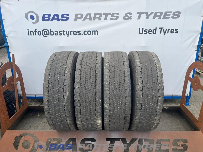 Michelin Remix Michelin Remix 315/80R22.5 X Multi D 156/150 M+S 3PMSF gebruikte set - Riepa - Kravas automašīna: foto 1 Michelin Remix Michelin Remix 315/80R22.5 X Multi D 156/150 M+S 3PMSF gebruikte set - Riepa - Kravas automašīna: foto 1