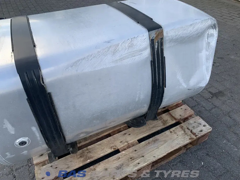 Renault Brandstoftank Renault 490 Liter G0000182 - Degvielas tvertne - Kravas automašīna: foto 5 Renault Brandstoftank Renault 490 Liter G0000182 - Degvielas tvertne - Kravas automašīna: foto 5