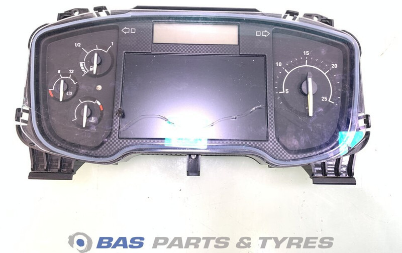 Renault C-Serie - Mērinstrumentu panelis - Kravas automašīna: foto 1 Renault C-Serie - Mērinstrumentu panelis - Kravas automašīna: foto 1