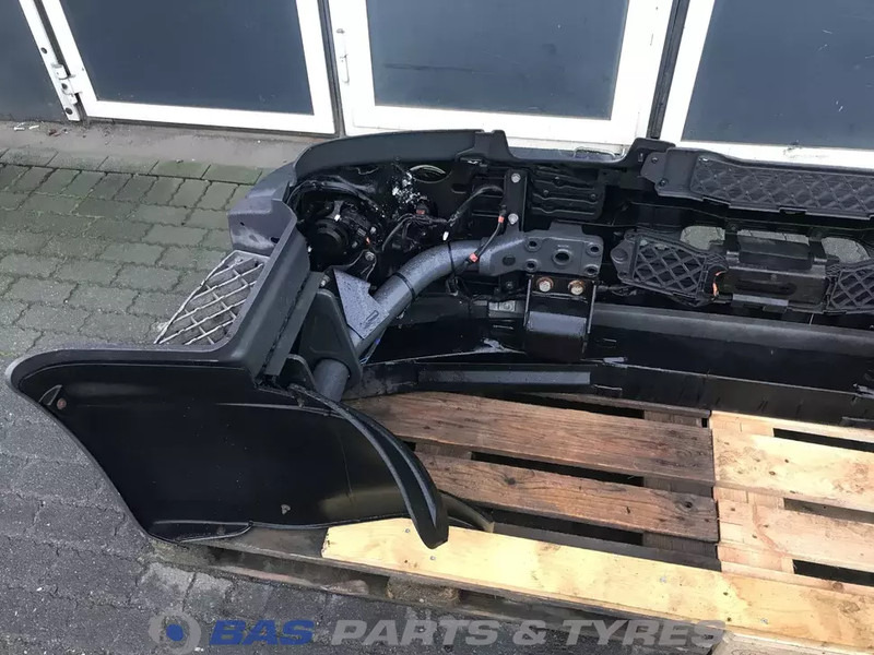 Renault D-Serie Bumper Renault 7482642303 - Buferis - Kravas automašīna: foto 4 Renault D-Serie Bumper Renault 7482642303 - Buferis - Kravas automašīna: foto 4