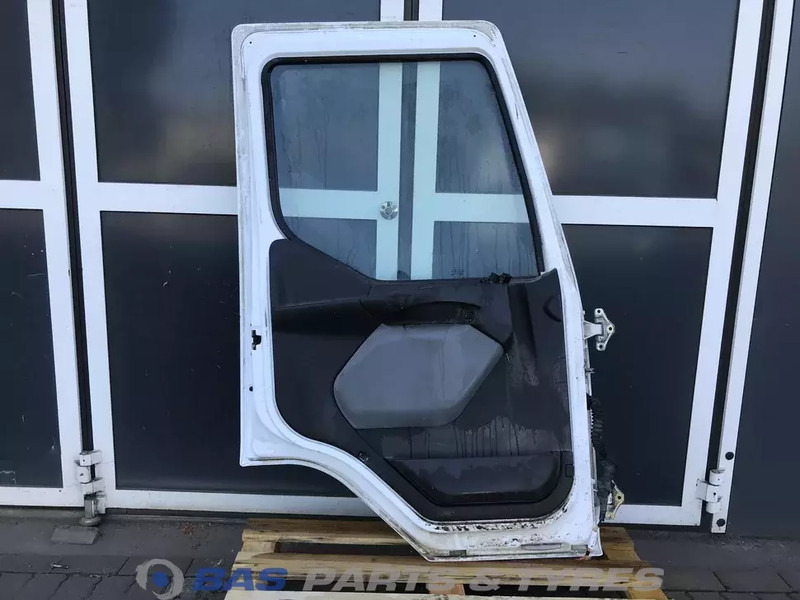 Renault D-Serie Portier Links Renault 5600464823 - Durvis un rezerves daļas - Kravas automašīna: foto 2 Renault D-Serie Portier Links Renault 5600464823 - Durvis un rezerves daļas - Kravas automašīna: foto 2