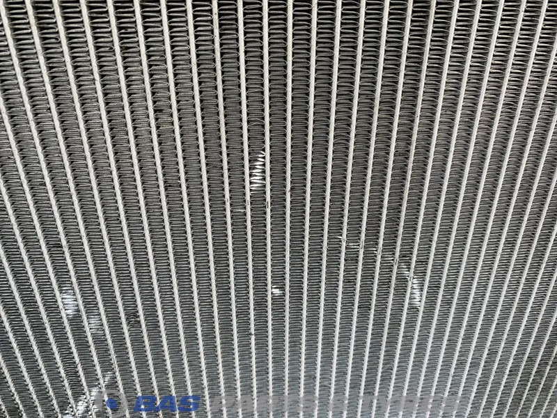 Radiators - Kravas automašīna Renault Radiateur Renault DTI13 480 7422062510: foto 6 Radiators - Kravas automašīna Renault Radiateur Renault DTI13 480 7422062510: foto 6