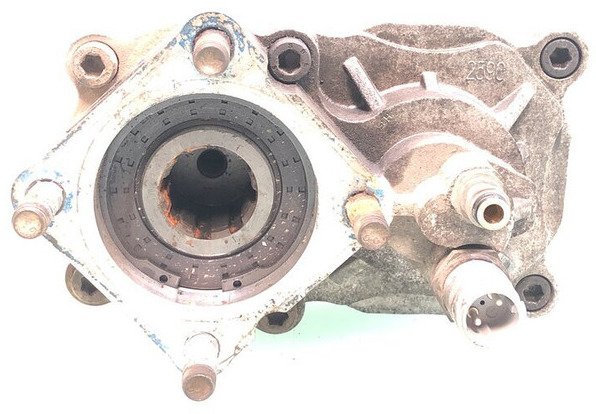 Renault Renault PTO - Asis un rezerves daļas - Kravas automašīna: foto 2 Renault Renault PTO - Asis un rezerves daļas - Kravas automašīna: foto 2