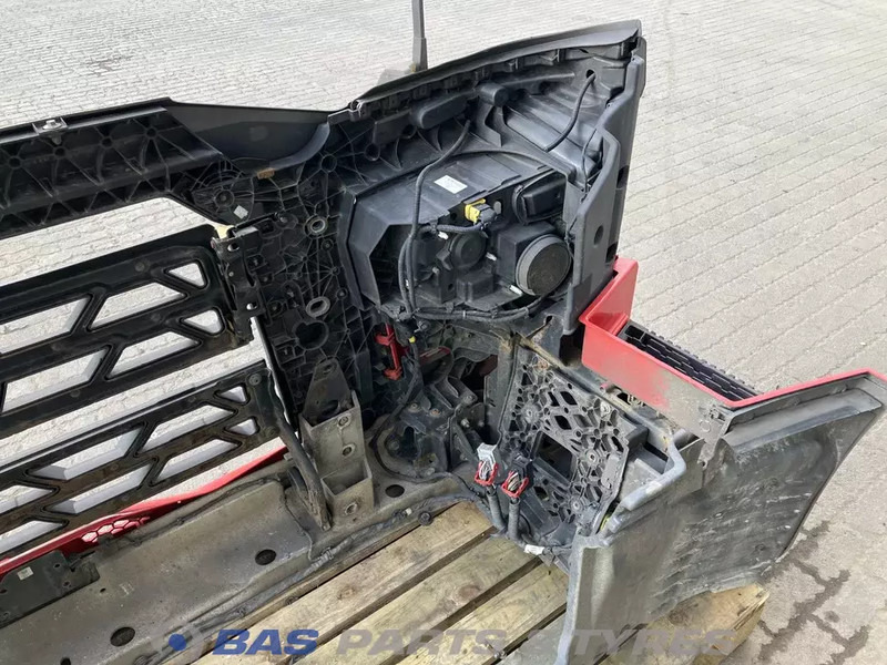 Renault T-Serie Bumper Renault 7482291437 - Buferis - Kravas automašīna: foto 4 Renault T-Serie Bumper Renault 7482291437 - Buferis - Kravas automašīna: foto 4