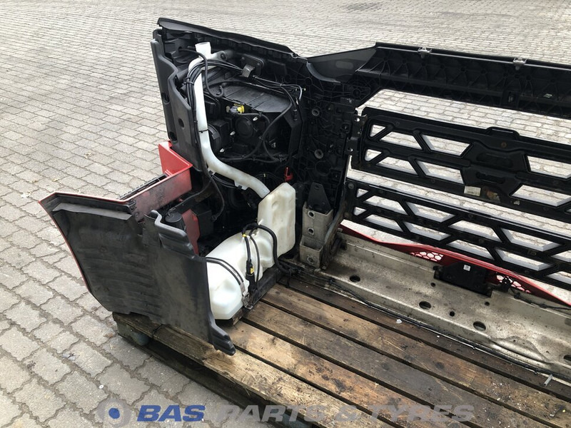 Renault T-Serie Bumper Renault 7484519070 - Buferis - Kravas automašīna: foto 4 Renault T-Serie Bumper Renault 7484519070 - Buferis - Kravas automašīna: foto 4