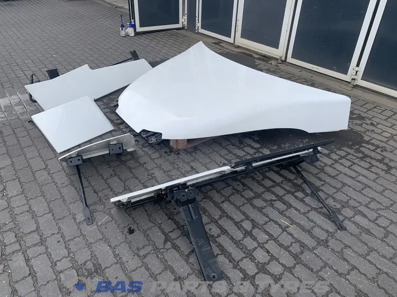 Renault T-Serie - Aerodinamika/ Spoileris - Kravas automašīna: foto 2 Renault T-Serie - Aerodinamika/ Spoileris - Kravas automašīna: foto 2