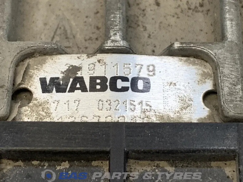 Renault T-Serie Versnellingsbakdeksel Renault 7424213321 - Pārnesumkārba - Kravas automašīna: foto 3 Renault T-Serie Versnellingsbakdeksel Renault 7424213321 - Pārnesumkārba - Kravas automašīna: foto 3