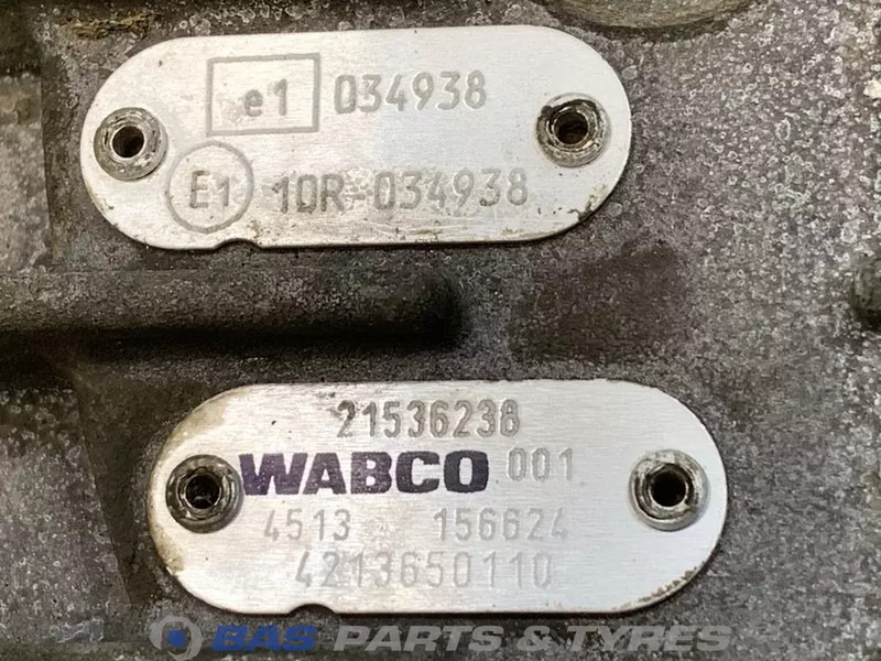 Renault Versnellingsbakdeksel Renault 7420917637 - Pārnesumkārba - Kravas automašīna: foto 3 Renault Versnellingsbakdeksel Renault 7420917637 - Pārnesumkārba - Kravas automašīna: foto 3