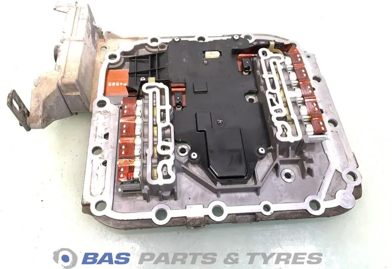 Renault Versnellingsbakdeksel Renault 7420917637 - Pārnesumkārba - Kravas automašīna: foto 2 Renault Versnellingsbakdeksel Renault 7420917637 - Pārnesumkārba - Kravas automašīna: foto 2