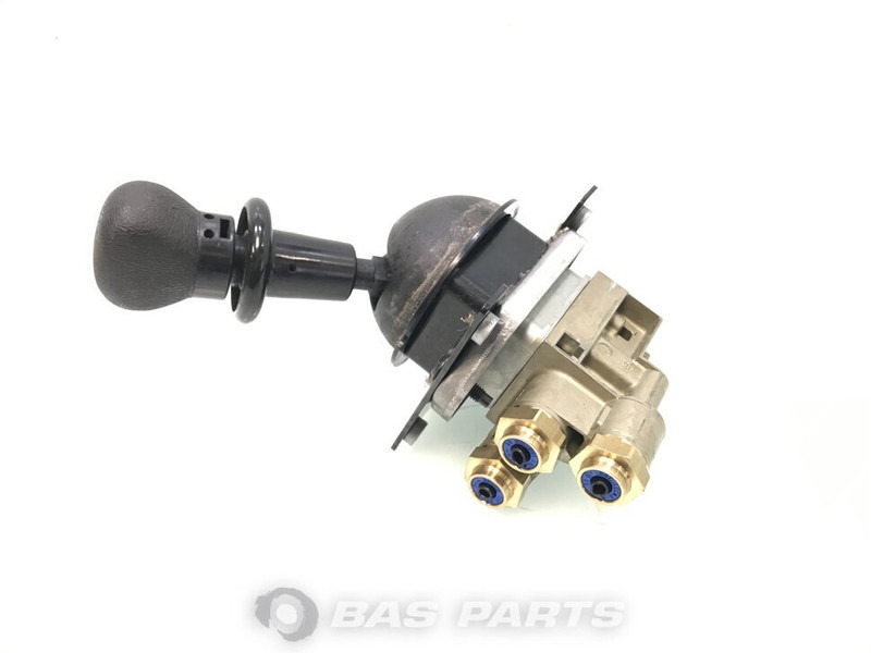 DAF Parkeerremventiel DAF 1708855 - Rezerves daļa - Kravas automašīna: foto 1 DAF Parkeerremventiel DAF 1708855 - Rezerves daļa - Kravas automašīna: foto 1