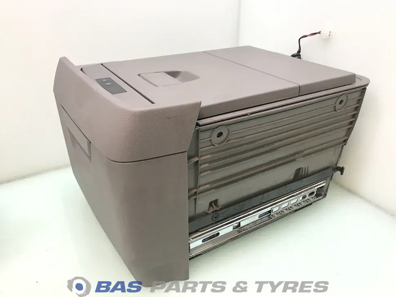 Scania R-Serie NextGen Koelkast Scania 17 Liter 2770785 - Rezerves daļa - Kravas automašīna: foto 2 Scania R-Serie NextGen Koelkast Scania 17 Liter 2770785 - Rezerves daļa - Kravas automašīna: foto 2